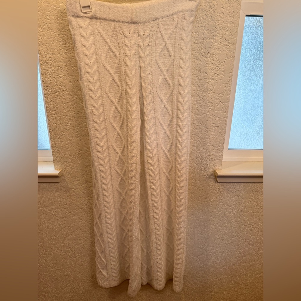 Z Supply Cozy Core Plus Lounge Wear Pants. High Softness Touch a cozy comfort. - Picture 4 of 16